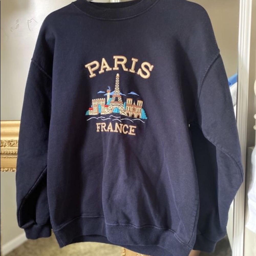 vintage navy blue Paris France crewneck